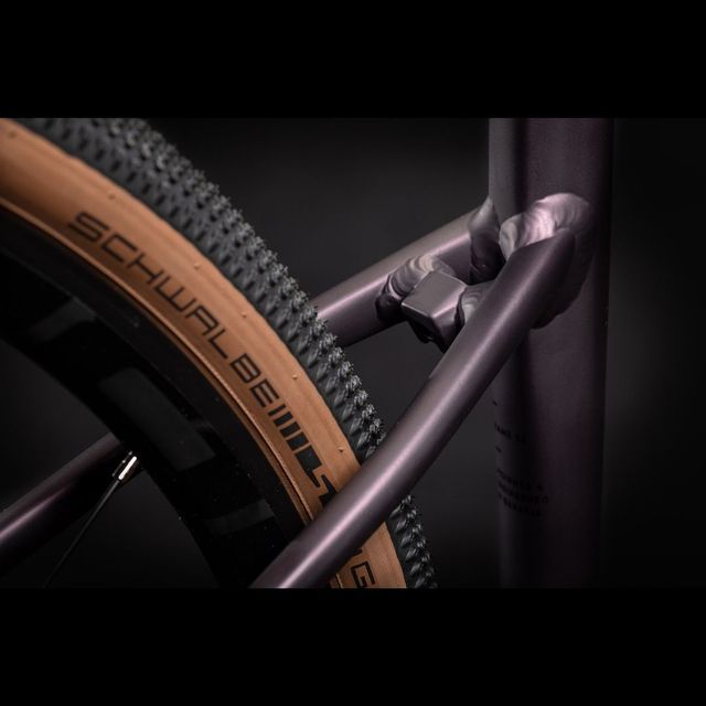 CUBE Nuroad WS 2021 naisten gravel grinder CUBE Nuroad WS 2021 naisten gravel grinder